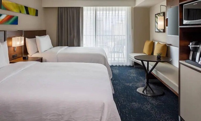 Waikiki Hotel | 2 Double Beds Room, Hilton Waikiki, Walk to Waikiki Beach, Rooftop Pool