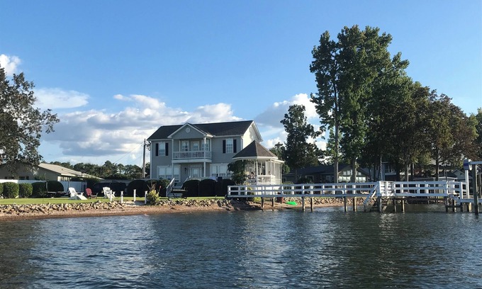 Gilbert Casa | ¡Vacaciones de verano perfectas en casa de lago!