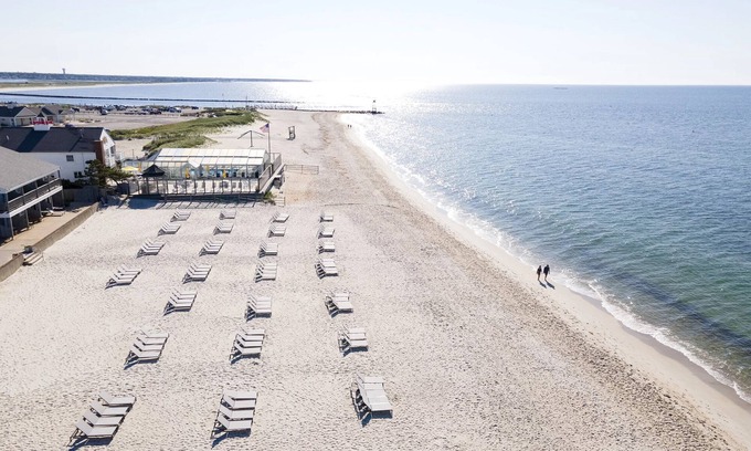 Bass River Casa | 2 King & Queen, Riviera Beach Resort, On-site Dining, Oceanfront Resort