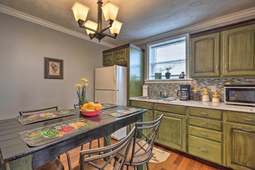 Williamstown Apartamento | 2 Mi to Ark Encounter Updated Williamstown Apt!