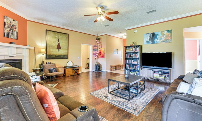 Lynn Haven Casa | 2 Mi to Beach & Boating: Family Home in Lynn Haven
