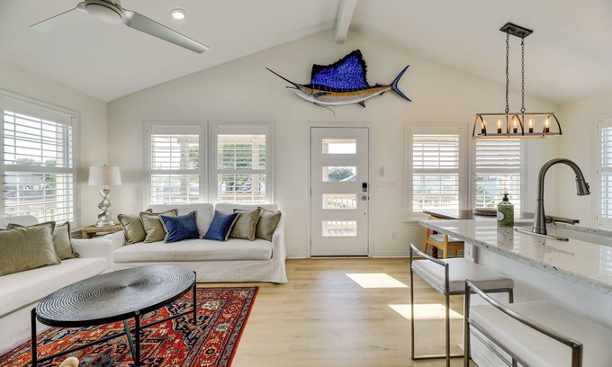 Port O Connor Casa | 2 Mi to Beach + Fishing Pier: Gulf Coast Retreat