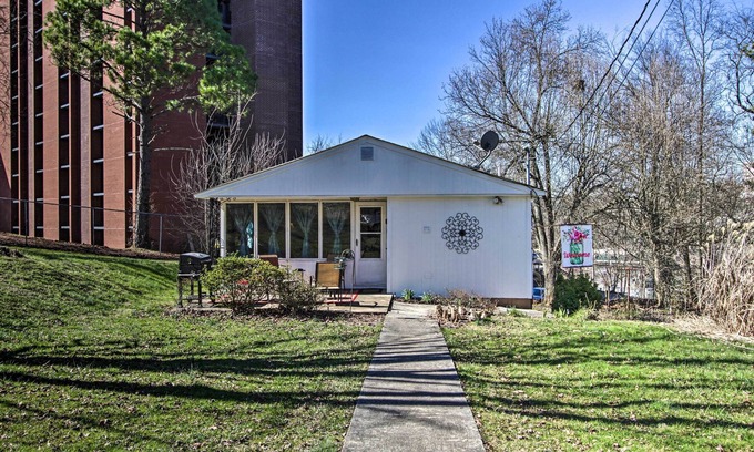 Knoxville Casa | ¡NUEVO! Escapada pintoresca 2 Mi al centro y 3 Mi a UT!
