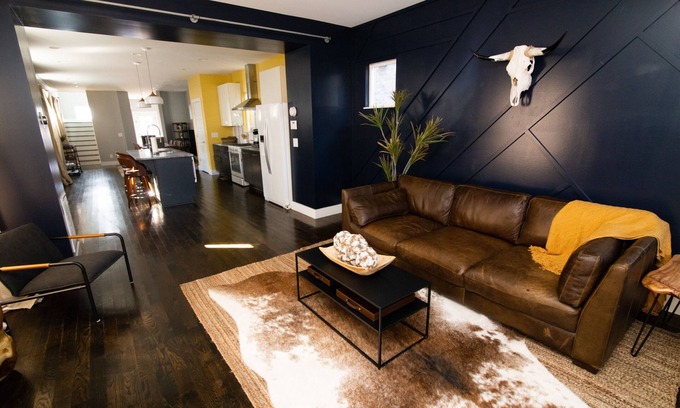 Salemtown Casa | Hermosa casa moderna en uno de los mejores barrios de 1. 5 millas del centro !!