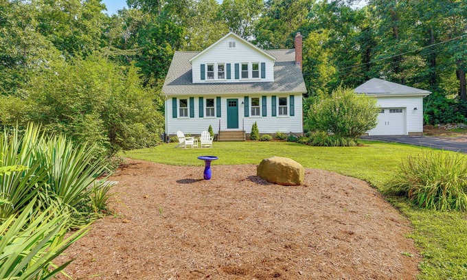 Madison Casa | 2 Mi to Dtwn: 2-Acre Retreat w/ Large Yard!