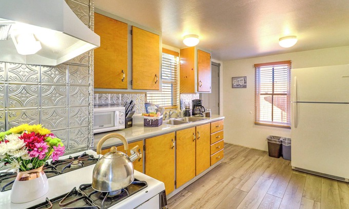North Valley Casa | 2 Mi to Dtwn Albuquerque: ‘Cozy Casita Getaway’
