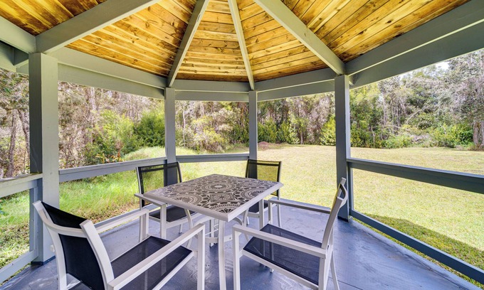 Volcano Casa | 2 Mi to Hawaii Volcanoes Nat'l Park: Tranquil Home