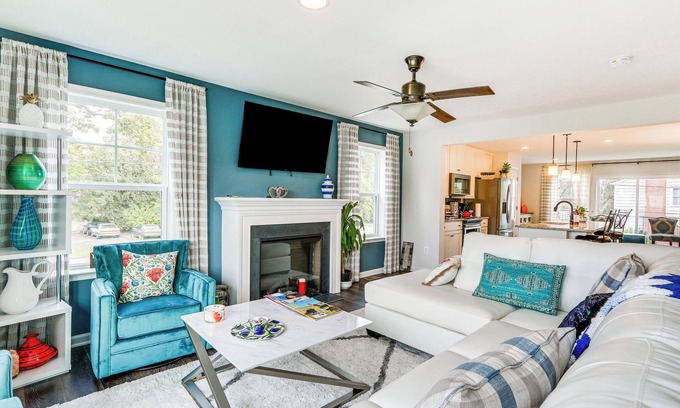Charles Town Casa | 2 Mi to Hollywood Casino: Charles Town Townhome!