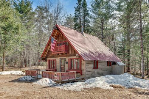 Freedom Casa | 2 Mi to Ossipee Lake Forest-View Sanctuary!