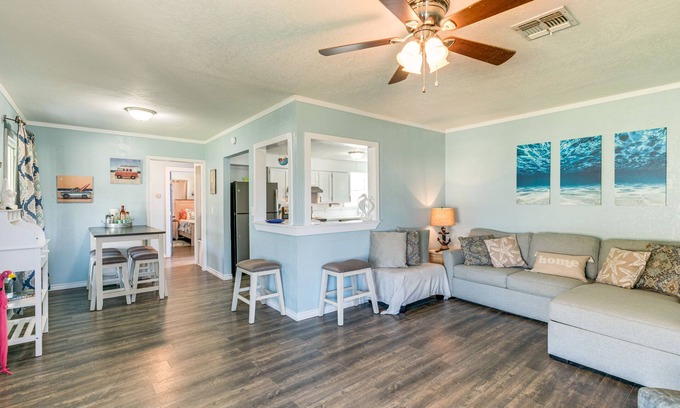 Aransas Pass Casa | 2 Mi to Redfish Bay: Aransas Pass Home w/ Fire Pit