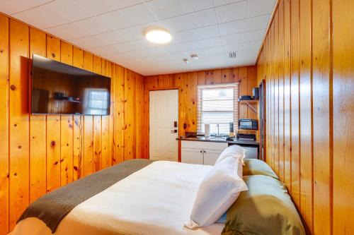 Spearfish Apartamento | 2 Mi to Spearfish Canyon Central Getaway!
