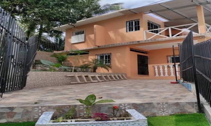 Puerto Barrios Apartamento | 2 minutes from the main pier, beach, super close to a mini market, main street.