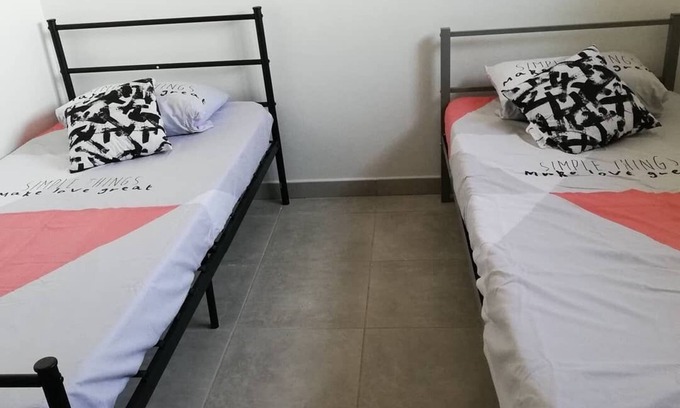 Chusclan Casa | 2 nuevos apartamentos en residencia en Orsan para 11 personas