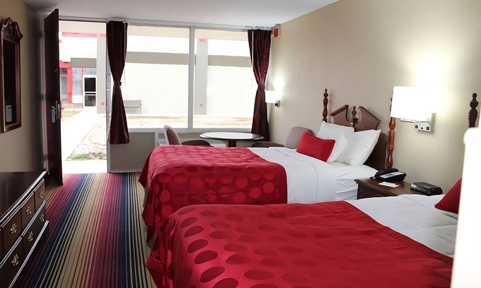 Perry Casa | 2 Non-Smoking 2 Doubles 1st Floor at FairBridge Inn Express Perry, Pets Allowed!