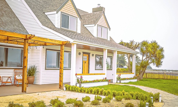 Crescent City North Casa | 2 Ocean view Houses in 1:"Scopa" + "Seasong"
