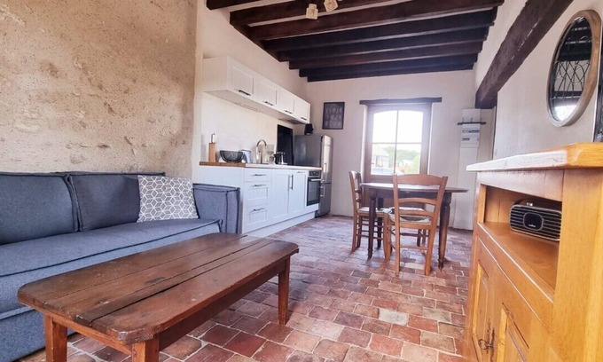 Pruniers-en-Sologne Casa | 2-person gîte with swimming pool