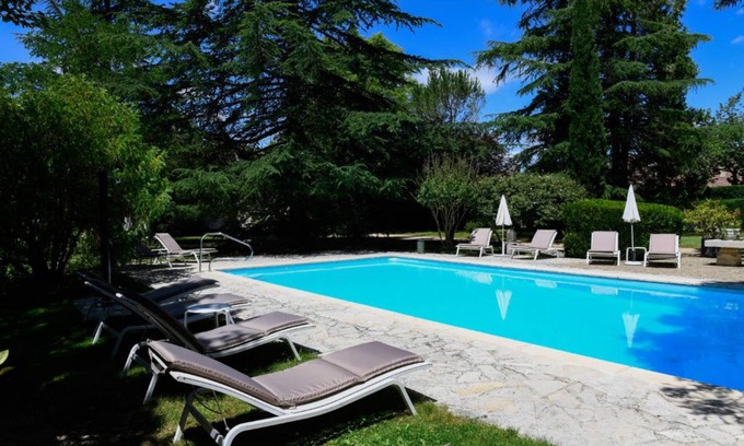Martel Casa | 2 person house with heated pool in Martel (Lot - Dordogne), France