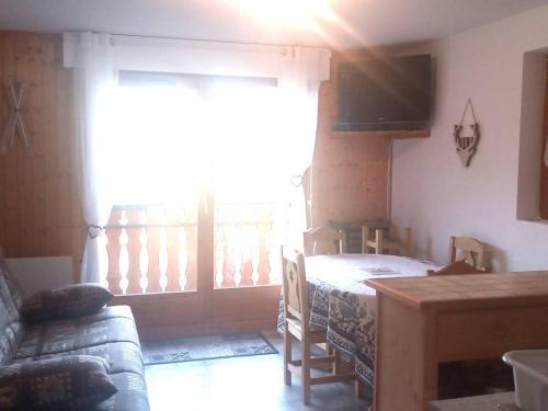 Saint-Jean-dʼAulps Apartamento | 2 pièces cabine près des pistes - Parking - Vue montagne - FR-1-573-40