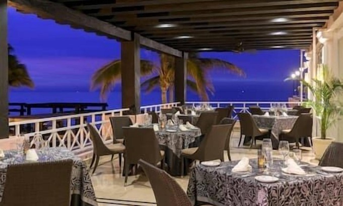 El Medano Ejidal Hotel | 2 Pueblo Bonito Rose