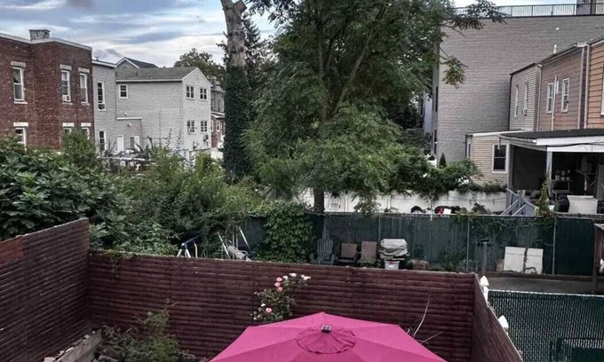 The Heights Apartamento | 2 Pvt. Rooms w/Separate Entrance + Backyard