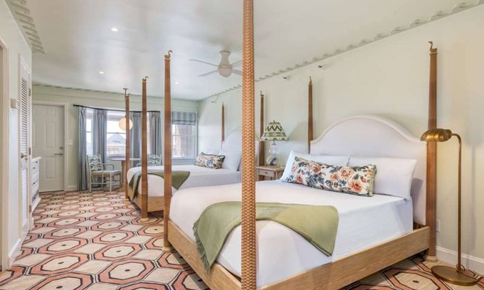 Duck Apartamento | 2 Queens | Private Beach + Award-Winning Spa