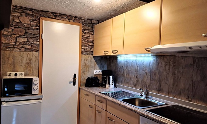 Hann. Muenden Apartamento | Apartamento de 2 habitaciones - Priv. Vermietergem. Pensión de Casa y casa de huéspedes Bonaforth