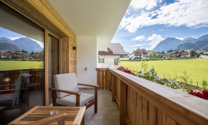 Mareo Apartamento | Apartamento vacacional de 2 habitaciones Col Toronn con vistas a la montaña