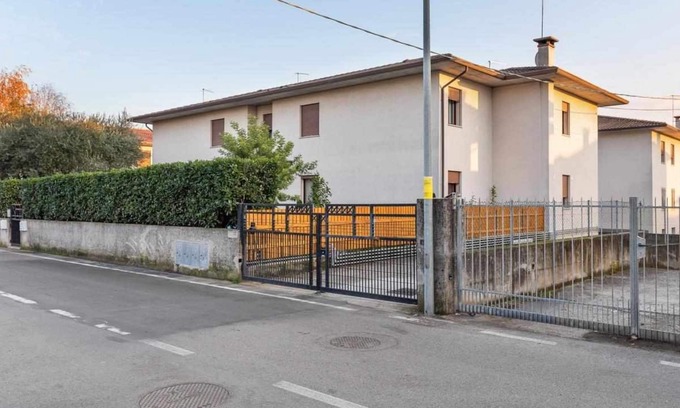 Cassola Apartamento | 2 pasos de la estación de Cassola a Venecia y Bassano