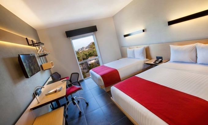 El Tezal Hotel | 2 Tranquil Rooms - A Restful Nook at Cabo's Heartlands Near All Attractions