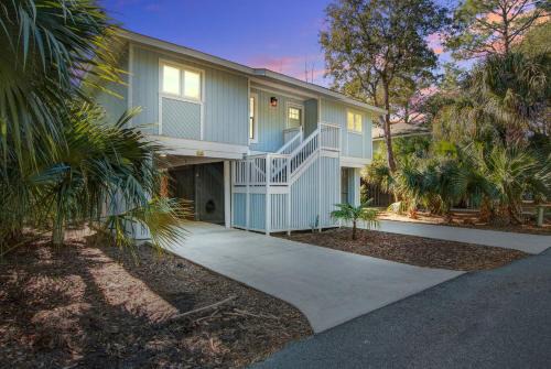 Twin Oaks Casa | 2 Twin Oaks