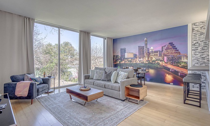 Dawson Casa | 2-Unit Bright & Modern SOCO Stay Near SXSW Top Spots!