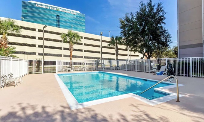 Chinatown Hotel | 2 Units w/ Free Breakfast, Outdoor Pool, Close to Galleria Retail Heaven