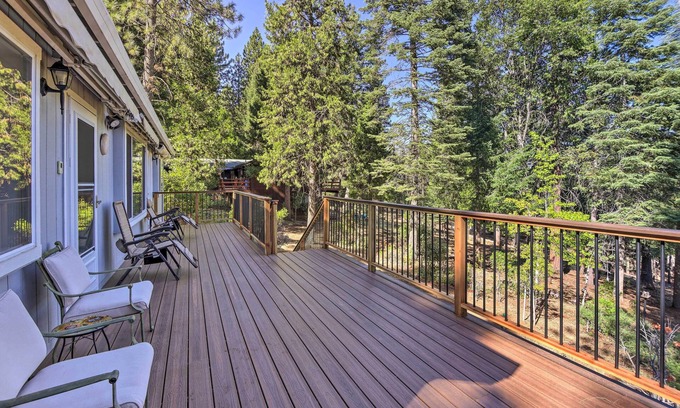Shingletown Casa | Classic Shingletown Getaway w/ Private Deck!