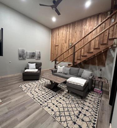 Divide Apartamento | 20 min from Butte, minutes from The Big Hole River