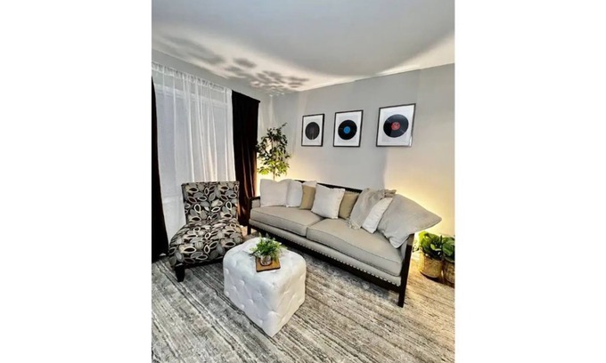 Mableton Casa | 20 min to ATL 2BD 2 Story Townhouse