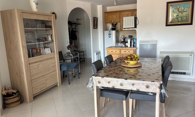 Valescure Apartamento | 20 mns from beaches and center of St Raphaël.2 50m2 type with nice terrace.
