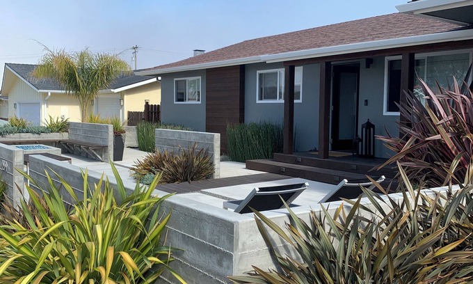 Morro Bay Casa | Vacation Destination Steps to Beach with Hot Tub