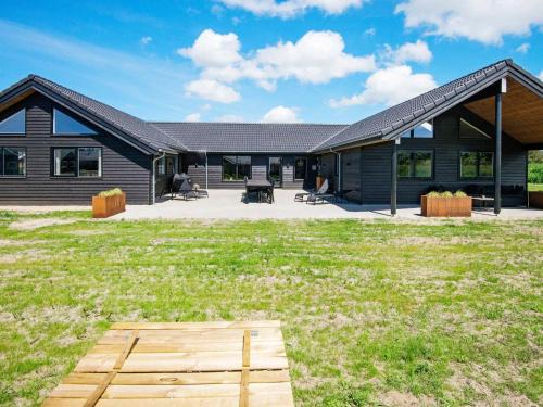 Norre Nebel Casa | 20 person holiday home in Nørre Nebel