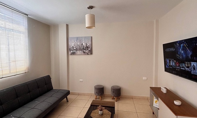 Trujillo Apartamento | 201 - Confort y comodidad en depa privado con estacionamiento