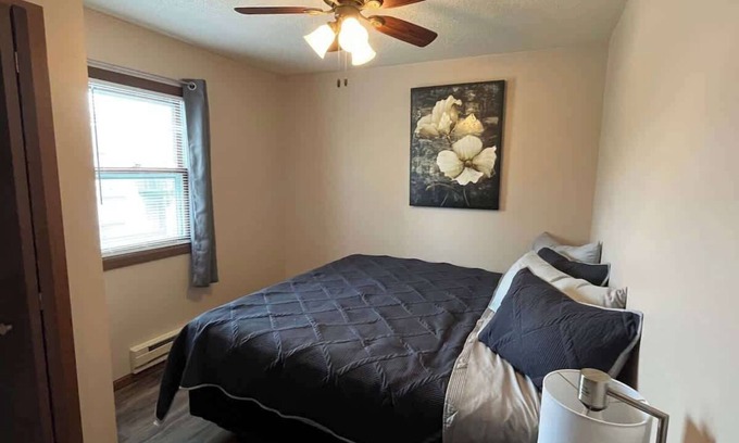 Tomah Apartamento | 201 E Veterans St Apt B by Patriot Properties