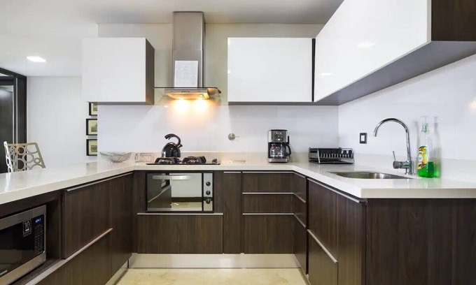 El Castillo Apartamento | 201 El Poblado! Huge terrace & beautiful view
