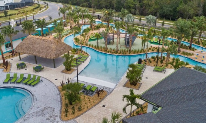 Kissimmee Apartamento | 205 Luxury condo at Storey lake