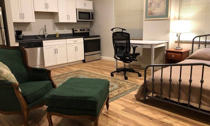Charleston Apartamento | Apartamento-Apartamento-Baño Privado-Vista a la Ciudad