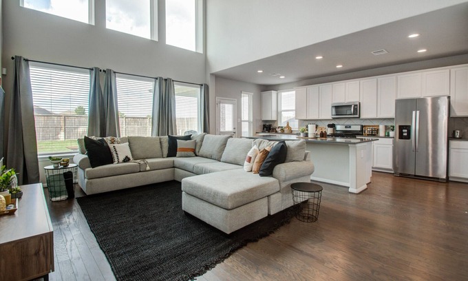 Klein Casa | 20ft high ceiling Modern 2 story Farmhouse retreat