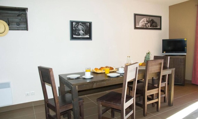 Font-Romeu-Odeillo-Via Apartamento | 30m del centro estación, fitness, piscina, sauna, hammam, terraza, balcón, tv, local para esquís