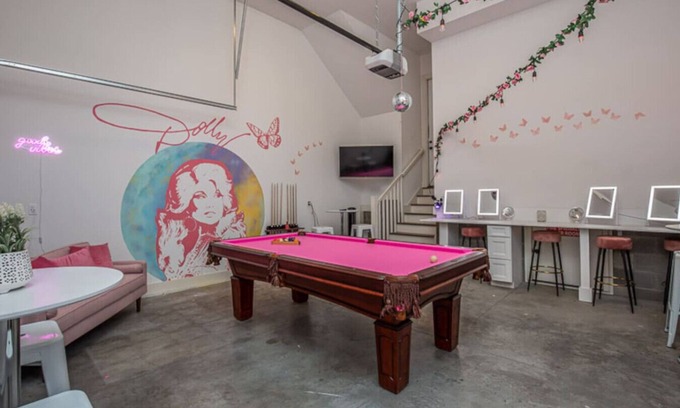 Rolling Mill Hill Casa | 21 Bed Downtown Luxury Bachelorette w Rooftop