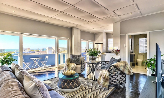 Green Point Apartamento | 21 Cheviot Place, Green Point
