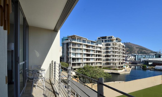Victoria and Alfred Waterfront Apartamento | 214 Harbour Bridge