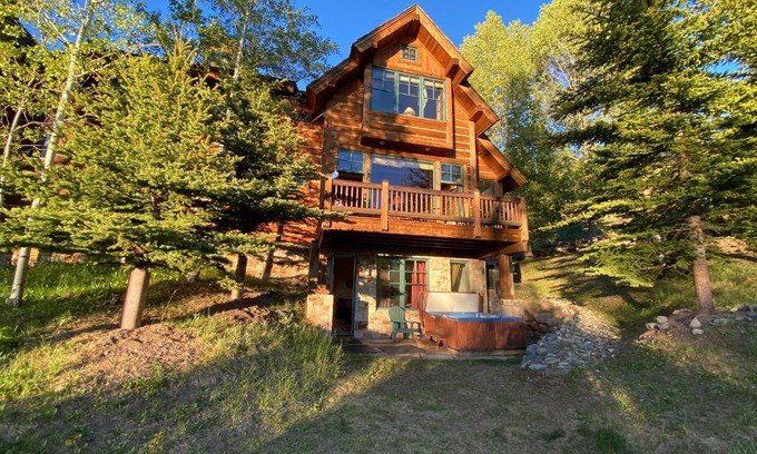 Mountain Village Casa | Double Eagle B2 - A Picturesque Cabin