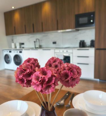 Chorzow Batory Apartamento | #22, Free parking, Self check-in, Perfect location for Katowice, Chorzow, and DTS, 3rd floor - no elevator